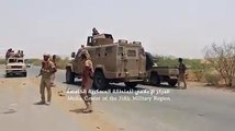 لحظة دخول الجيش الوطني إلى مركز حيران بمحافظة حجة، واستقبال المواطنين لهم بعد طرد الحوثيين، علما بأن قوات الجيش تمكنت أيضا من السيطرة على الطريق الدولي الرابط ب