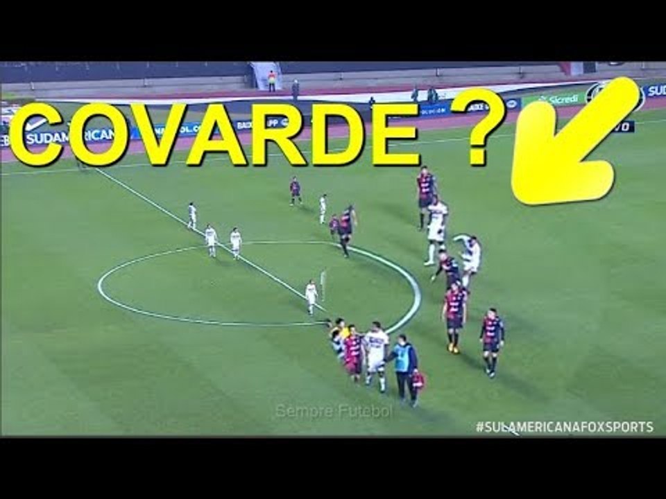 DIEGO SOUZA AGREDIU JOGADOR ARGENTINO E NÃO FOI EXPULSO