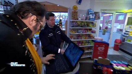 Kölle Alaaf! Jungs wollten ihn mit Schlauch und Trichter abfüllen! | Auf Streife | SAT.1 TV