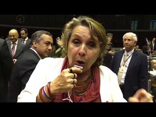 Erika Kokay agradece luta dos movimentos contra privatização da Eletrobras
