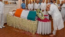 M Modi, President Kovind, Vice President Naidu pay homage to Vajpayee | OneIndia News