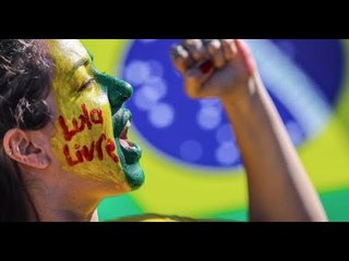 Leo ao quadrado: Brasil avança na Copa e afunda na democracia