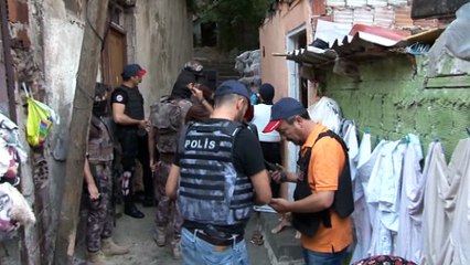 Ölüm patroniçesinin talimatıyla uyuşturucu madde satışı yapanlara operasyon