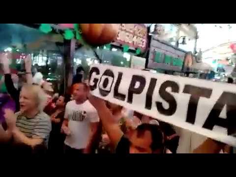 Grito por Lula Livre explode na feira de São Cristóvão