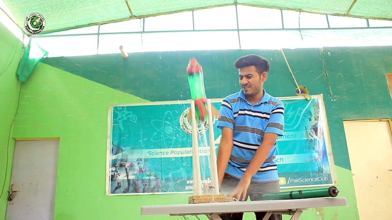 How to make  Water Rocket Launcher