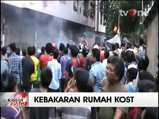 Jelang Buka Puasa, Api Melalap Sebuah Rumah Kos di Batam