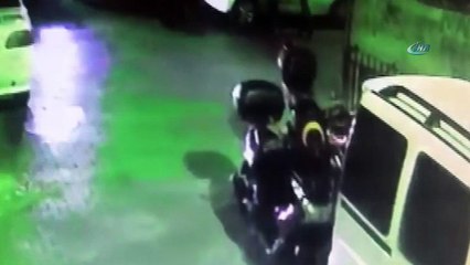 Motosiklet hırsızları kamerada