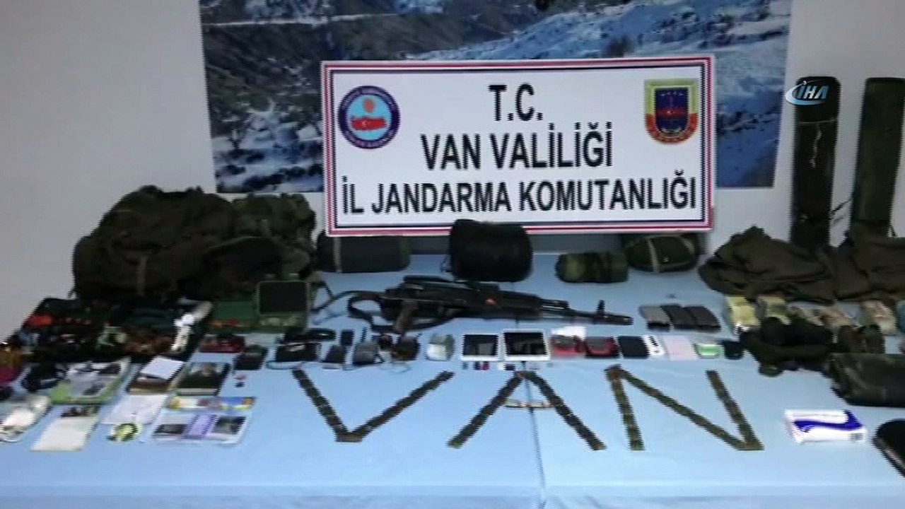 Başkale’de etkisiz hale getirilen teröristlerin sığınağı bulundu