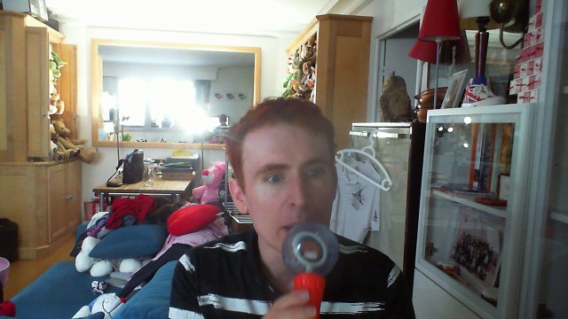 Wiwi égratigne hey now (mean muggin) d'Xzibit & Keri Hilson