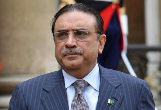 An arrest warrant has been issued for Asif Ali Zardari in a money laundering case