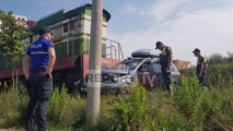Report TV - Treni në golem përplas makinën me 6 anëtarë
