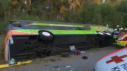 Γερμανία: Λεωφορείο εξετράπη της πορείας του- Πολλοί τραυματίες