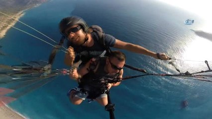 Yamaç Paraşütüyle Atlayan Tatilcilerin Zor Anları