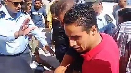 المهدية القبض على لص كان بصدد سرقة دراجة نارية و تعنيفه من قبل المواطنين أمام الشرطة