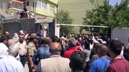 Şehit Uzman Çavuş Yılmaz, son yolcuğuna uğurlandı (1) - DİYARBAKIR