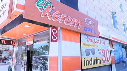 13 mağazada “dolara inat, güneş gözlüklerine yüzde 30 indirim'