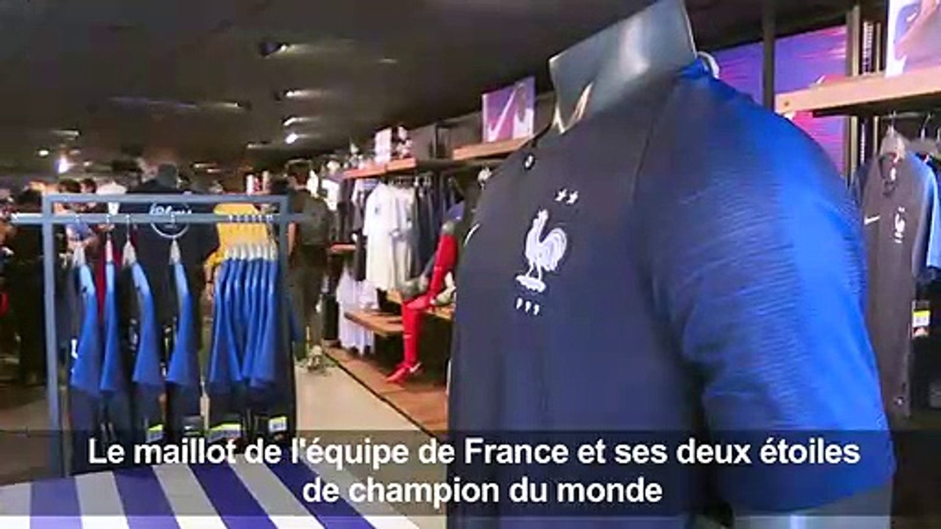 Equipe De France Les Fans Se Ruent Sur Le Maillot à 2 étoiles