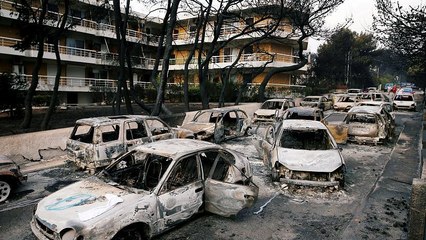 Una víctima del incendio de Attica denuncia al ministro