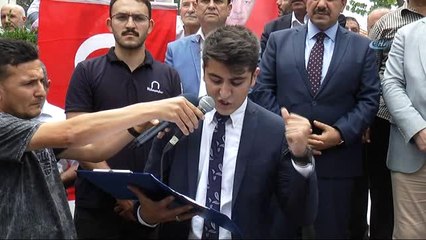 Esenlerli Gençlerden Amerikan Mallarına Boykot