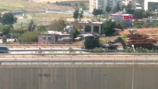 Hatay Sınıra Askeri Sevkiyat