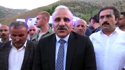 Feci Kaza! Van'da Otobüs ile Otomobil Çarpıştı: 5 Ölü