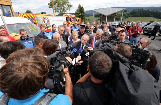 Gérard Collomb, ministre de l'Intérieur, répond à la demande de policiers supplémentaires par les élus grenoblois