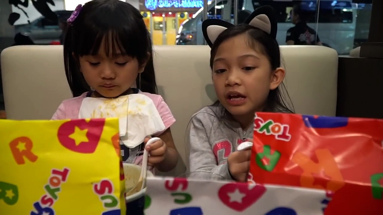32.Spicy Ramen Challenge 2 with Cool PRIZES