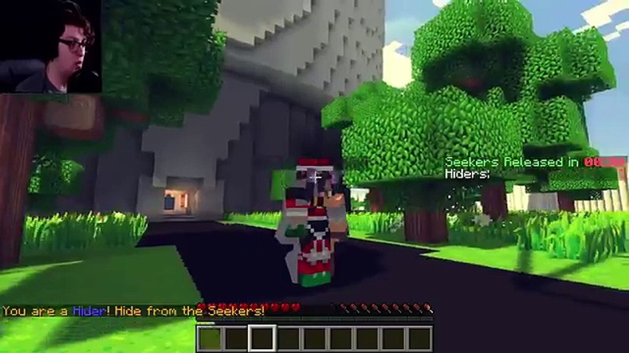 Minecraft MINIONS HIDE N SEEK 4! /w Facecam!