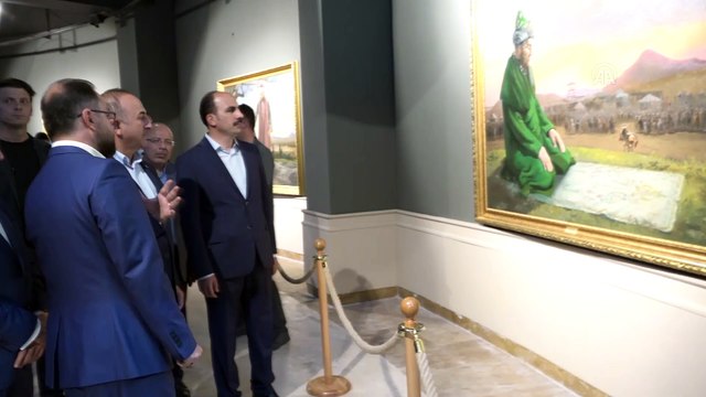 Çavuşoğlu, İrfan Medeniyeti Araştırma Merkezi'ni ziyaret etti - KONYA