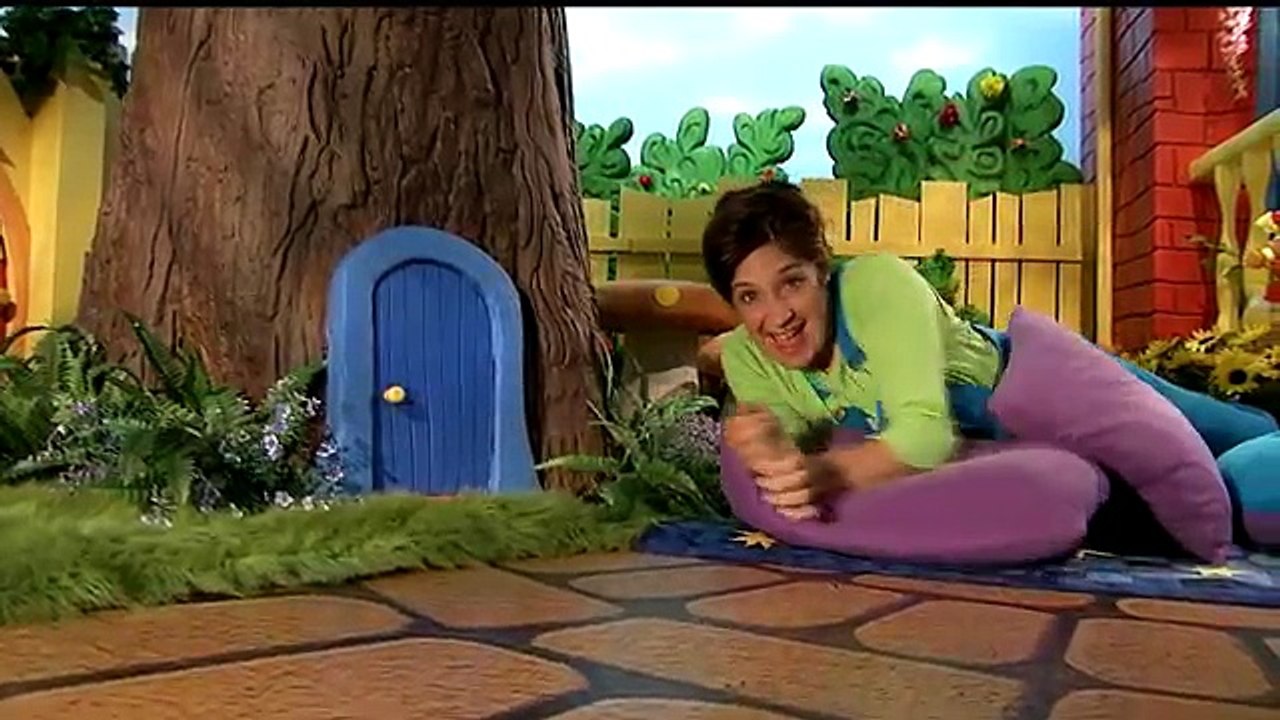 Giseles Big Backyard (Fun and Friends in the Backyard!) video Dailymotion