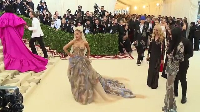 Ariana Grande ADMITS She Wanted Pete Davidson 2 Years Ago! Throws MAJOR Shade At Mac Miller!