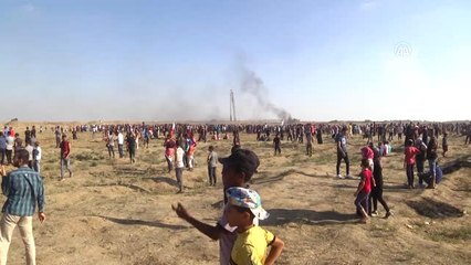 Gazze'deki Büyük Dönüş Yürüyüşü Gösterileri Devam Ediyor (1)