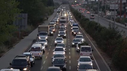 Edremit Körfezi'nde Bayram Trafiği