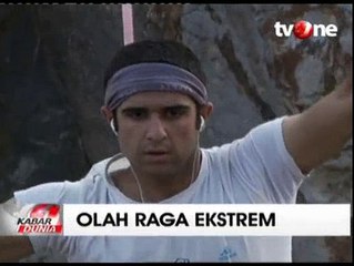 Olahraga Ekstrem Slackline Digandrungi Remaja Teheran