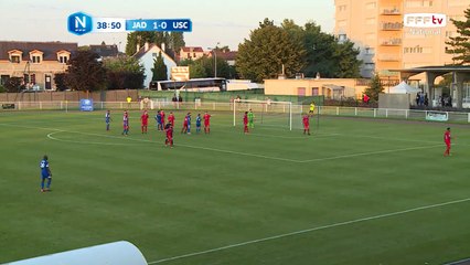 Corner dégagé de la tête