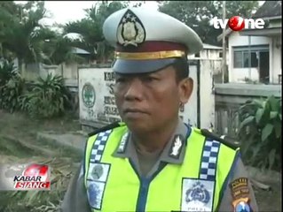 Download Video: Polisi Gelar Olah TKP Kecelakaan Maut di Pasuruan