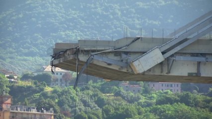 이탈리아 제노바 '교량 붕괴 참사' 원인 조사 시작 / YTN