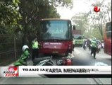 Bus TransJakarta Tabrak Motor, Satu Orang Tewas