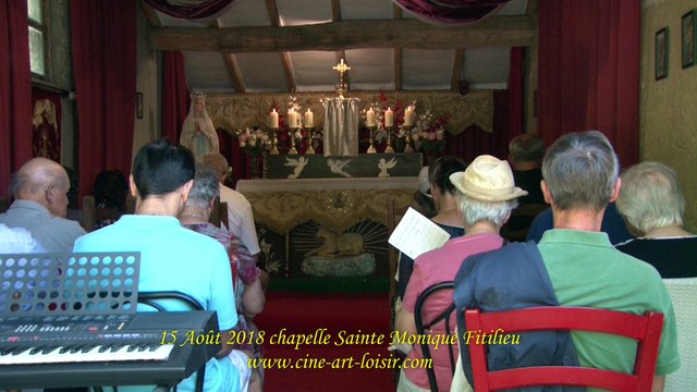 Chapelet Chapelle Sainte-Monique 15 août 2018 film by JC Guerguy Extrait du chapelet Ciné Art Loisir présente la Ferme aux Mille Lumières Fitilieu 15 août 2018 ferveur et dévotion mariale Un cierge à la Vierge Marie 17h : récitation du Chapelet, 17h