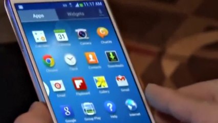 Ora News - Mjekët apel prindërve: Mbani fëmijët larg telefonit!