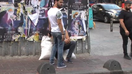 Beyoğlu'nda Kadınlar Arasında Kavga Çıktı: 2 Yaralı