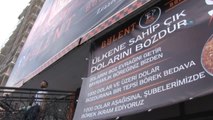 Dolar Bozdurana Bayram İçin Tepsi Tepsi Börek