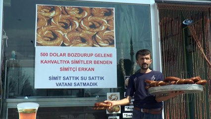 Yardımsever simitçiden dolar kampanyasına simitli destek... Dolar bozdurana 1 ay boyunca ücretsiz simit verecek