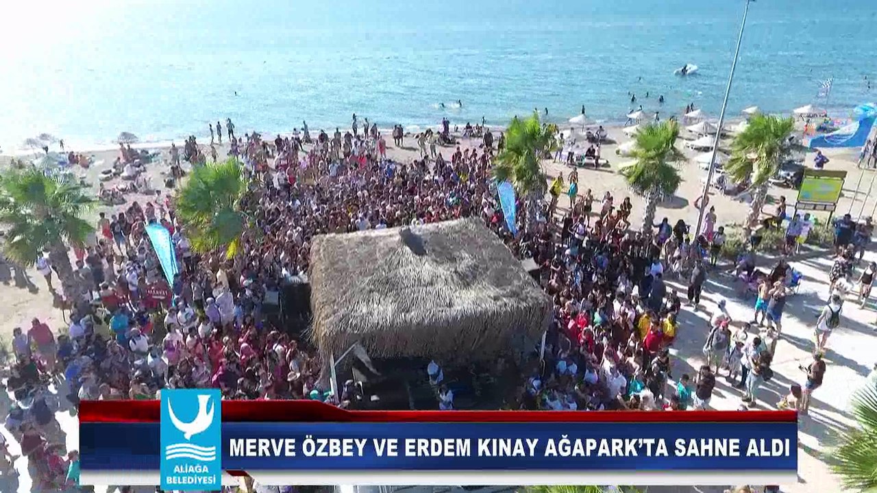 MERVE ÖZBEY VE ERDEM KINAY AĞAPARK'TA SAHNE ALDI
