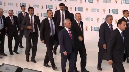 Cumhurbaşkanı Erdoğan, Partisinin 6. Olağan Büyük Kongresinde Oyunu Kullandı