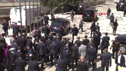 Cumhurbaşkanı Erdoğan, Kongre Salonunda Çoşku ile Karşılandı 1