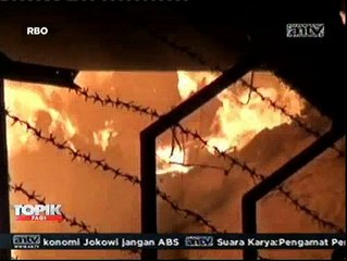 Sebuah Gudang di Sunter Ludes Terbakar