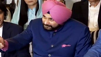 Navjot Singh Sidhu ने कहा, India से 100 गुणा प्यार Pakistan से मिला | वनइंडिया हिंदी