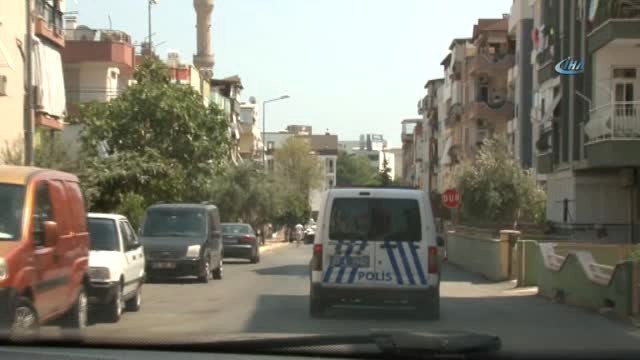 Dua Bahanesiyle Üç Bileziği Çalınan Yaşlı Kadın Gözyaşlarına Boğuldu