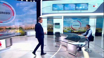 Culture : Éric-Emmanuel Schmitt interprète l'un de ses livres au théâtre